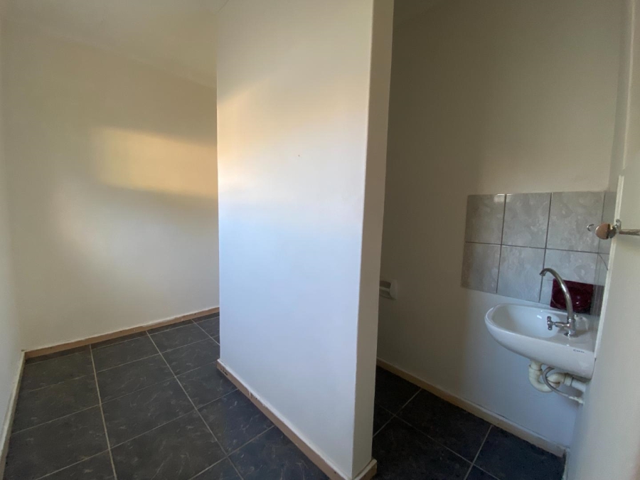 3 Bedroom Property for Sale in Wynberg Western Cape